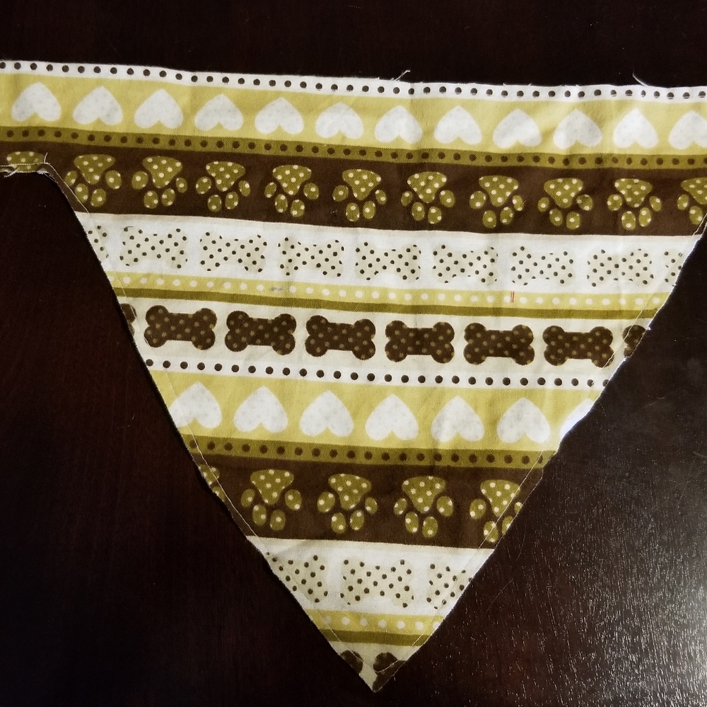 Fur suit bandana